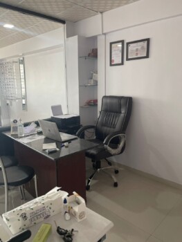 Eye surgery operation theatre setup